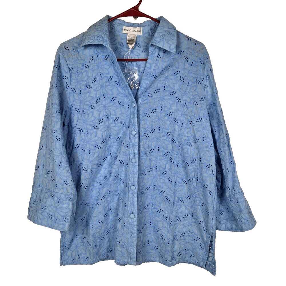Draper's and Damon's Women's Size Medium Blue Eyelet Button Up‎ Blouse NWOT